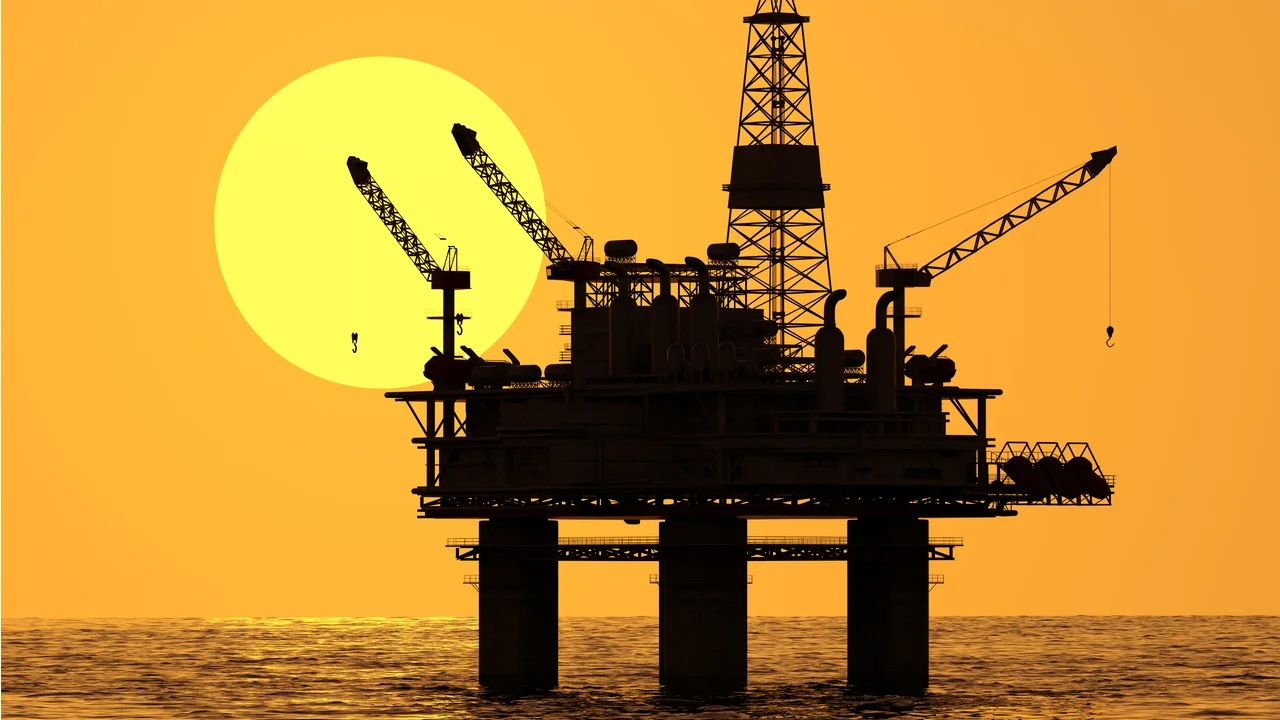 Oil companies on top, but earn criticisms